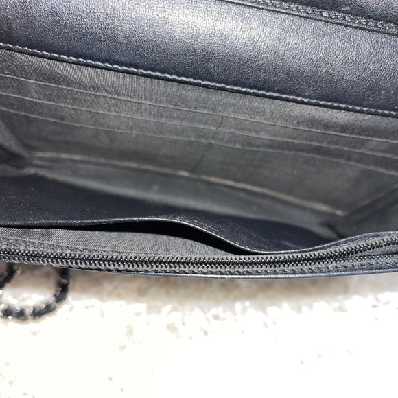 CHANEL Timeless Classic Wallet on a Chain - Picture 10 of 11